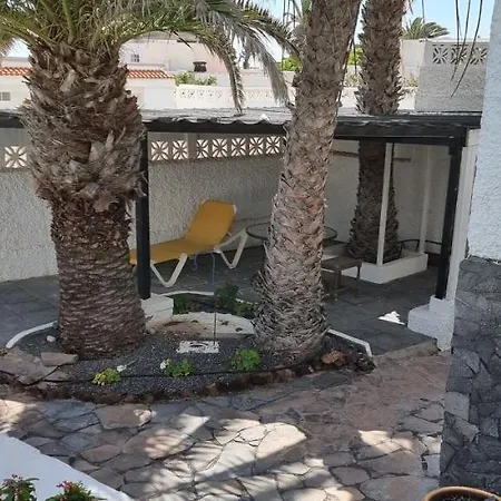 Con Piscina Privada De 2 Dormitorios, Terrazas, Jardin Y Barbacoa - Casa Momo *
