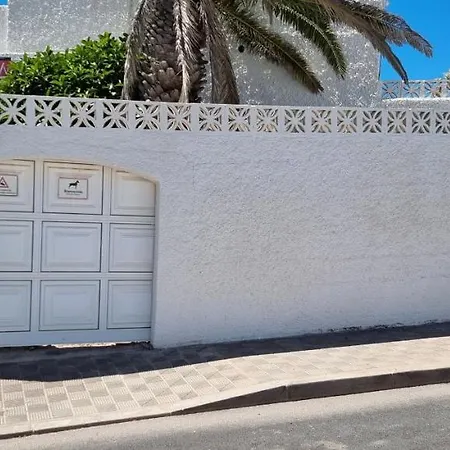 Casa de Férias Con Piscina Privada De 2 Dormitorios, Terrazas, Jardin Y Barbacoa - Casa Momo