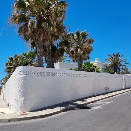 Con Piscina Privada De 2 Dormitorios, Terrazas, Jardin Y Barbacoa - Casa Momo Casa de Férias