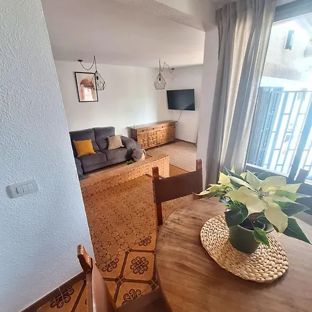 Con Piscina Privada De 2 Dormitorios, Terrazas, Jardin Y Barbacoa - Casa Momo Casa de Férias